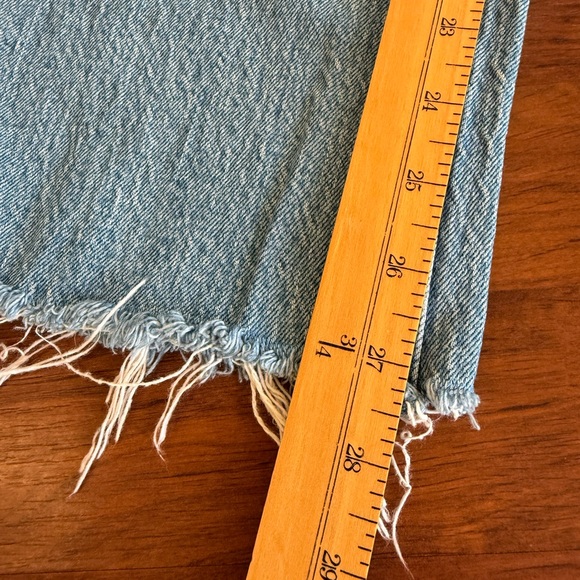 Abercrombie & Fitch the 90’s Straight Mid Rise Jeans - Picture 6 of 7